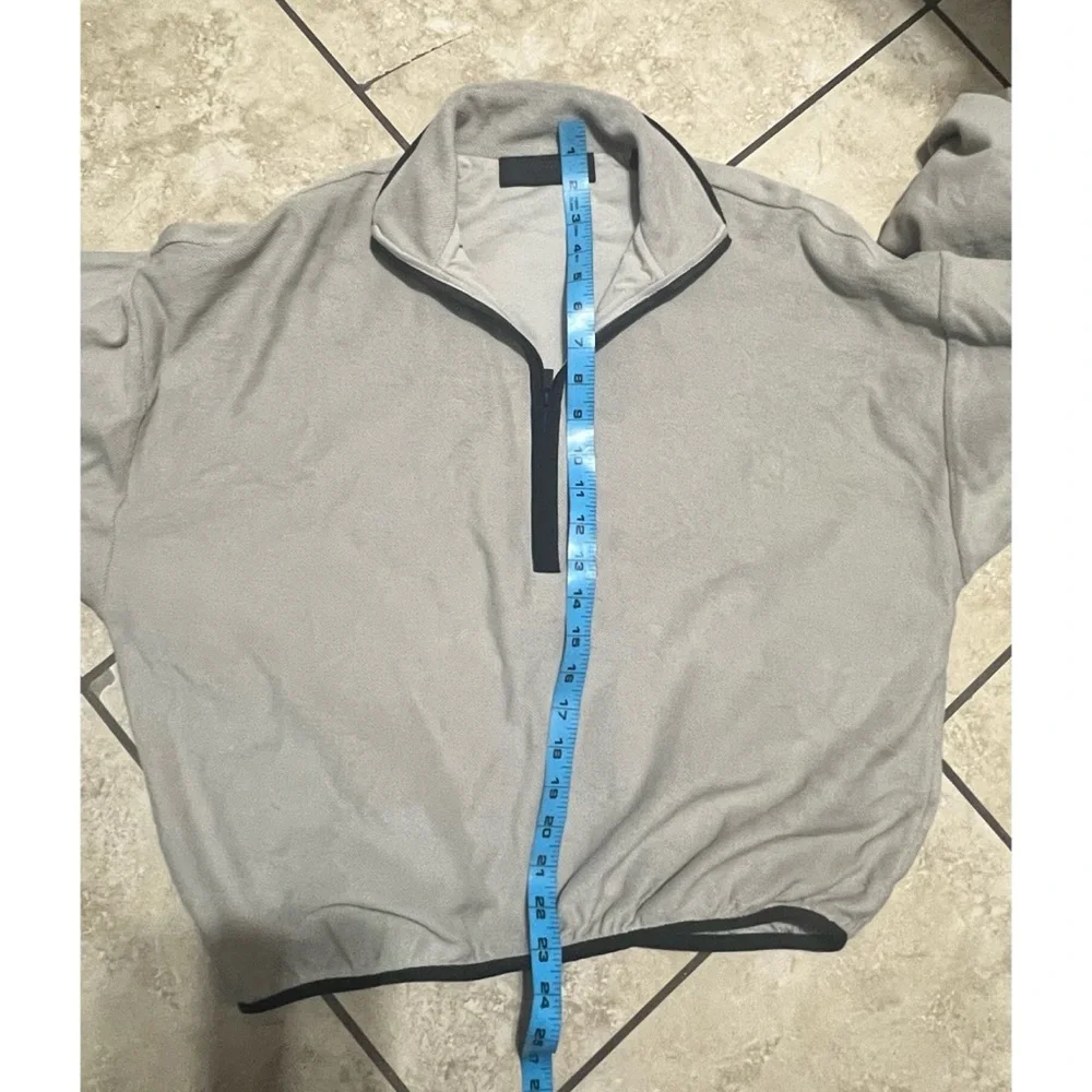 Essentials - Picture 8 of 11